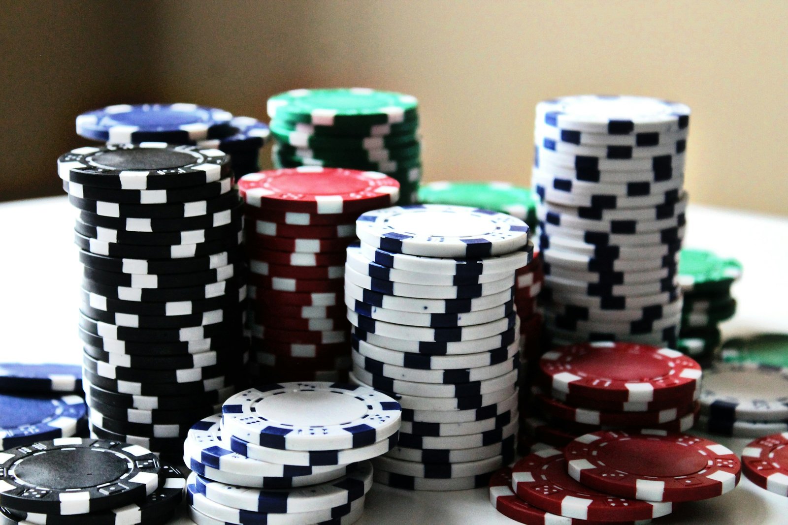 CasinoScout Transfer Tracing: Track Fast Payouts & EFTs